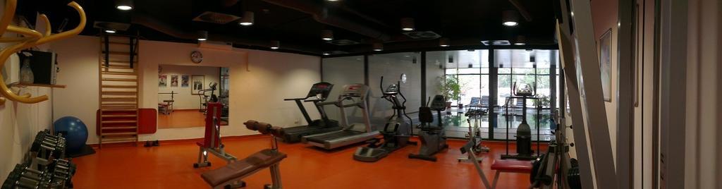 Apartman 4 You Wellness Boedapest Buitenkant foto